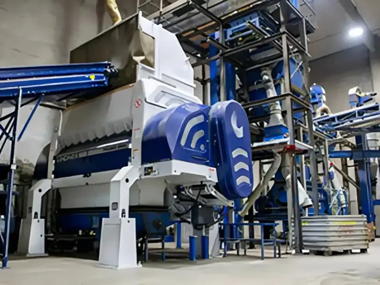 Lindner Polaris - Single Shaft Shredder